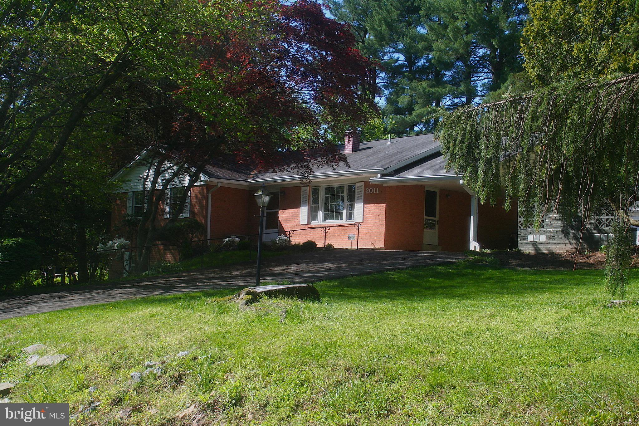 2011 Seattle Avenue Silver Spring, MD 20905 - Photo 5 of 30 Front/side