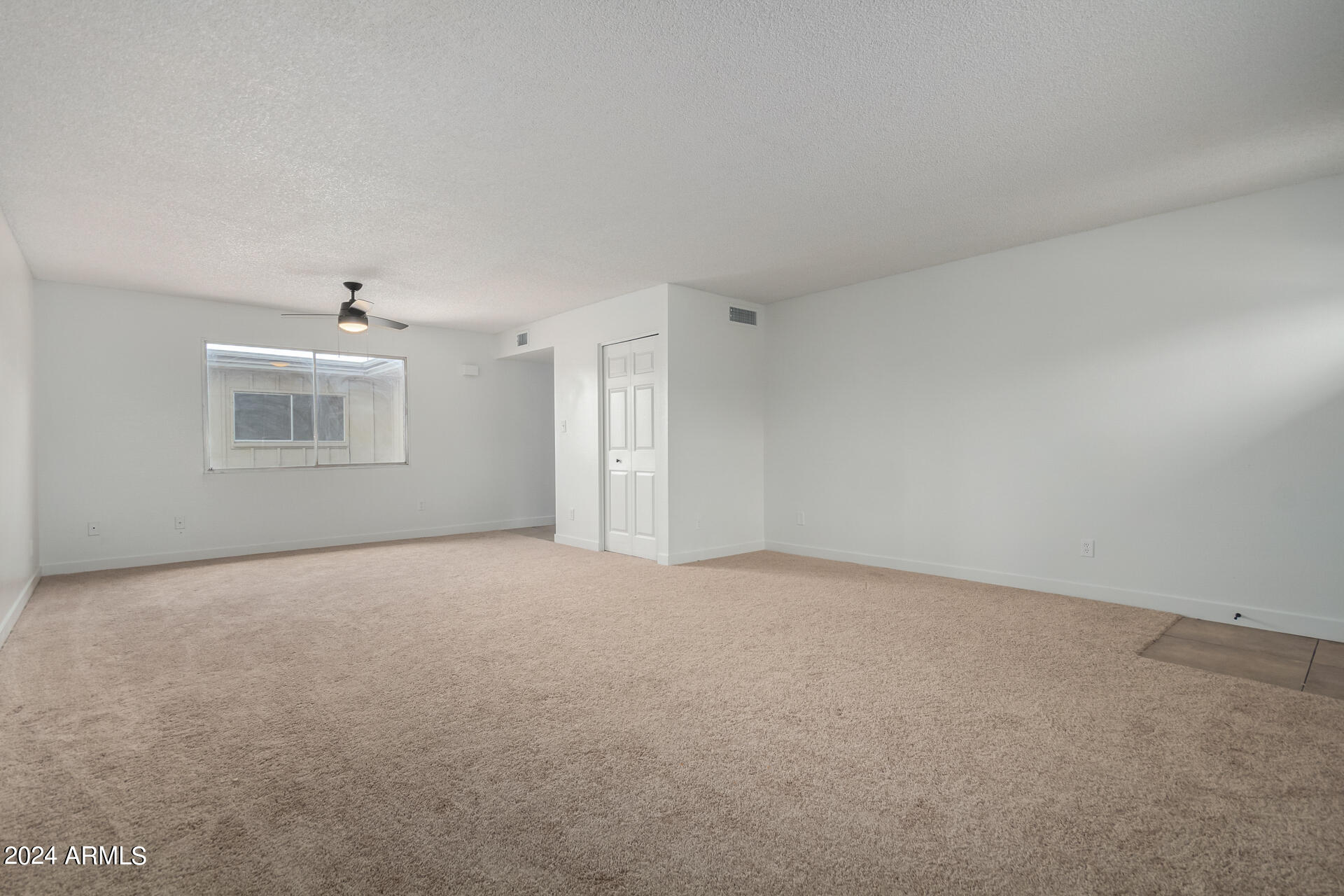 2042 West Elm Street Phoenix, AZ 85015 - Photo 6 of 18 0006-11 - Elm