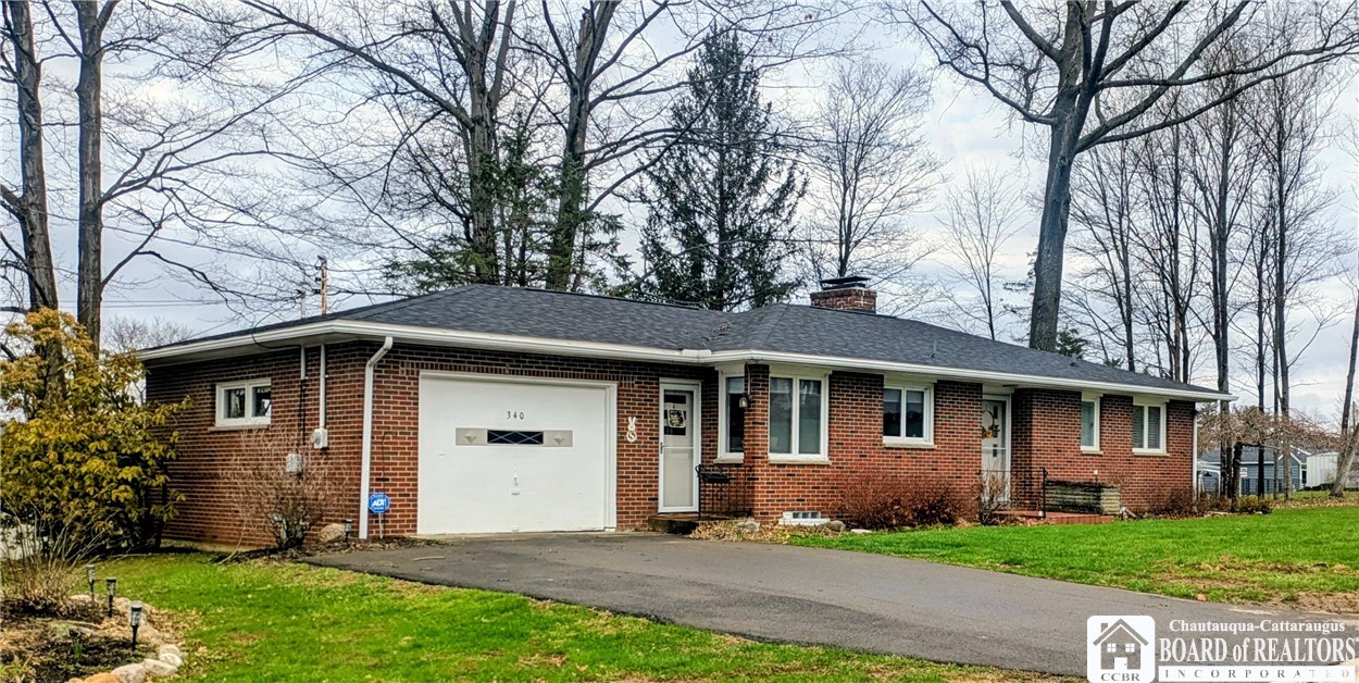 340 Summit Avenue Jamestown, NY 14701 - Photo 2 of 25