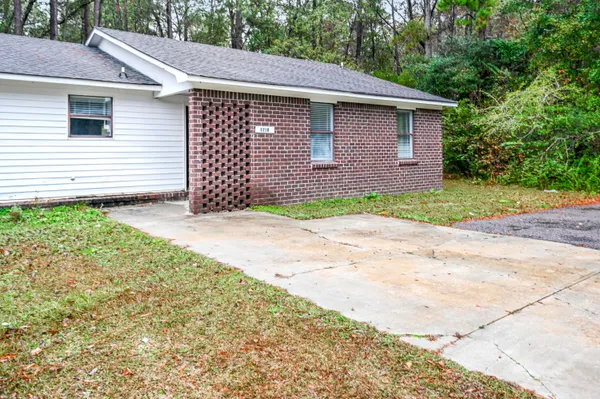 $1,650 | 121 Canvasback Drive, Unit B, Summerville, SC 29483