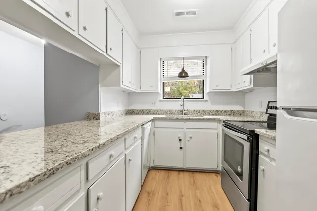 $1,700 | 121 Canvasback Drive, Unit B, Summerville, SC 29483