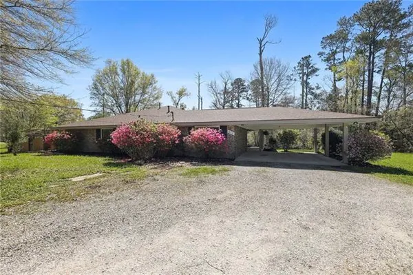 $489,000 | 14018 Wadesboro Road, Ponchatoula, LA 70454