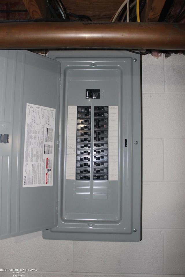 46628 Featherstone Ridge Utica, MI 48317 - Photo 38 of 38 50012058-37.JPG