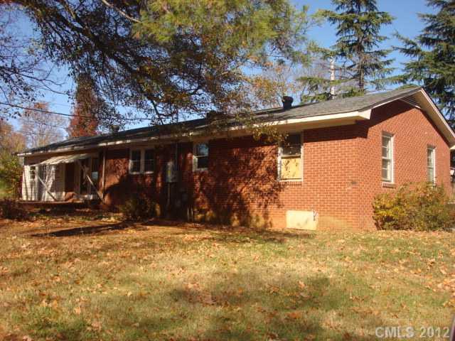 2404 Country Club Road Lincolnton, NC 28092 - Photo 11 of 12 Gallery Image 11
