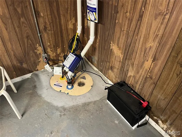 $162,500 | 3720 High Drive, St. Ann, MO 63074