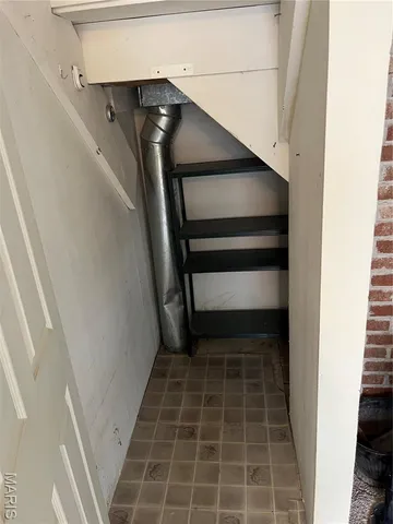 $162,500 | 3720 High Drive, St. Ann, MO 63074