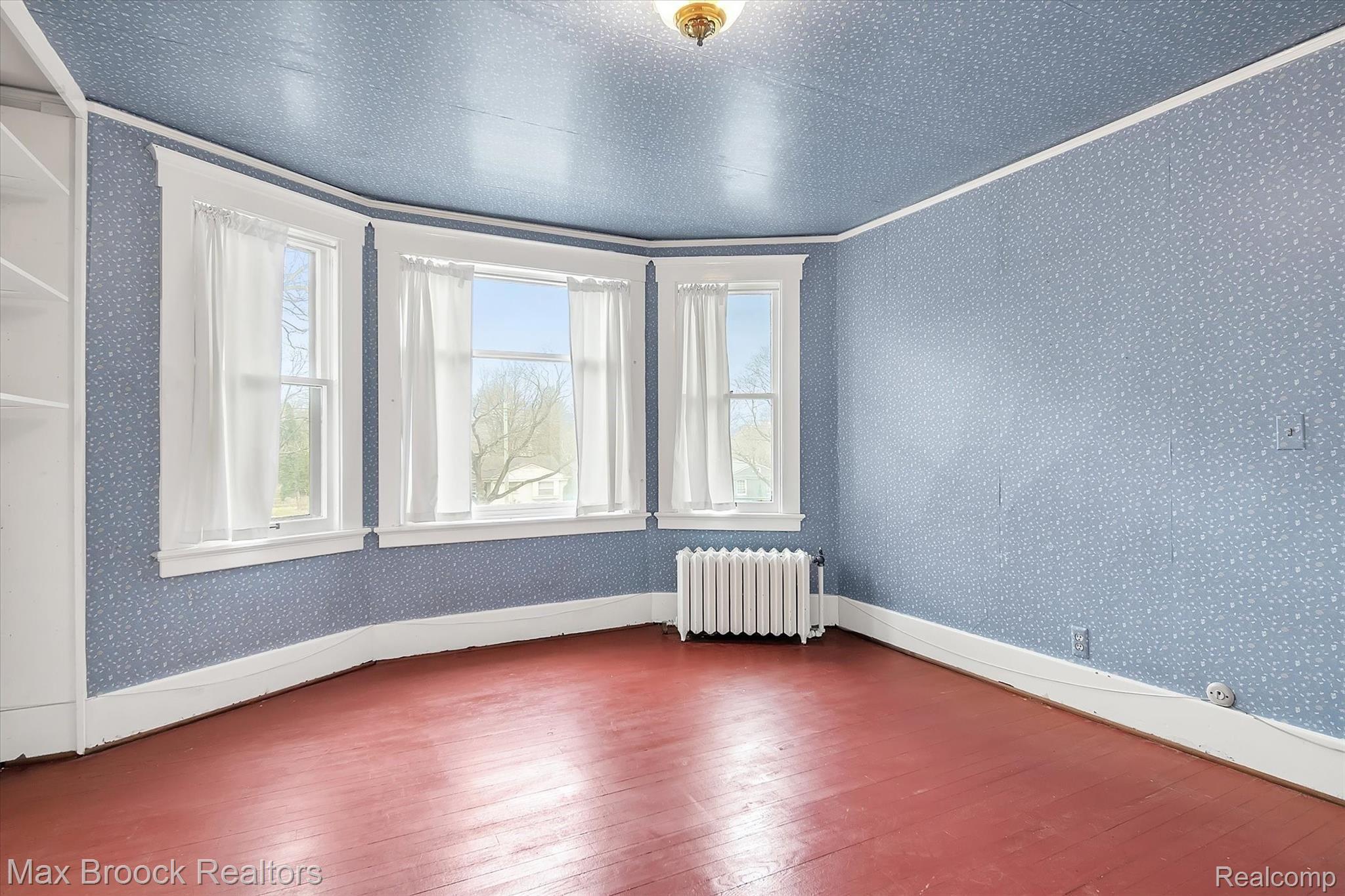 2300 West Maple Road Bloomfield Hills, MI 48301 - Photo 21 of 50 25-2300-W-Maple-Rd-WindowStill-Real-Estate-Photography-25.jpg