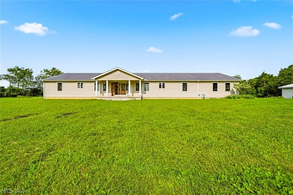 $529,999 | 19870 Highway 58, Wellington, OH 44090
