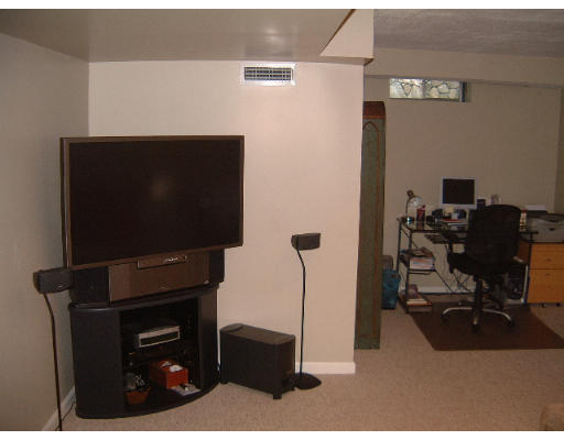 53 Lancaster Road, Unit 6 Clinton, MA 01510 - Photo 15 of 19