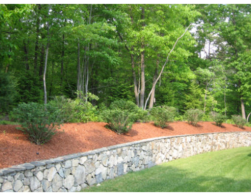 53 Lancaster Road, Unit 6 Clinton, MA 01510 - Photo 16 of 19