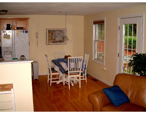 53 Lancaster Road, Unit 6 Clinton, MA 01510 - Photo 5 of 19