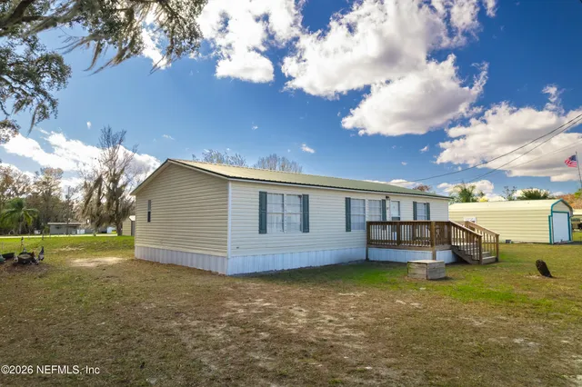 $199,900 | 117 Lakeview Avenue, Georgetown, FL 32139