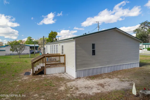 $199,900 | 117 Lakeview Avenue, Georgetown, FL 32139