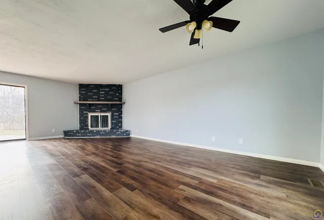 $299,000 | 5639 Southwest West Drive, Topeka, KS 66606