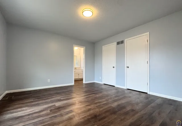 $299,000 | 5639 Southwest West Drive, Topeka, KS 66606