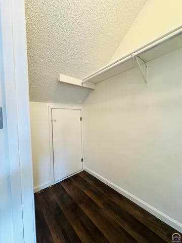 $299,000 | 5639 Southwest West Drive, Topeka, KS 66606