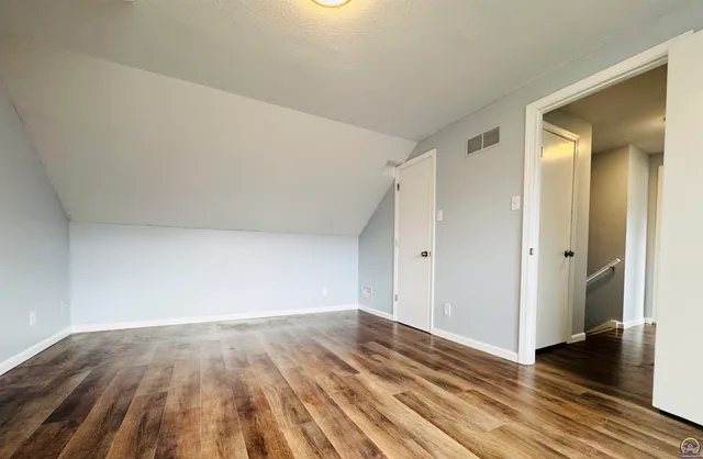 $299,000 | 5639 Southwest West Drive, Topeka, KS 66606