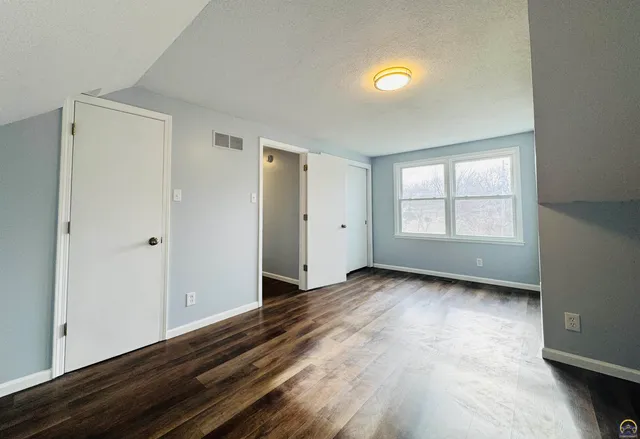 $299,000 | 5639 Southwest West Drive, Topeka, KS 66606