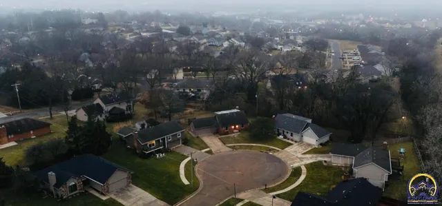 $299,000 | 5639 Southwest West Drive, Topeka, KS 66606