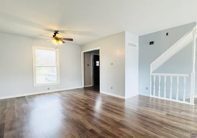 $299,000 | 5639 Southwest West Drive, Topeka, KS 66606