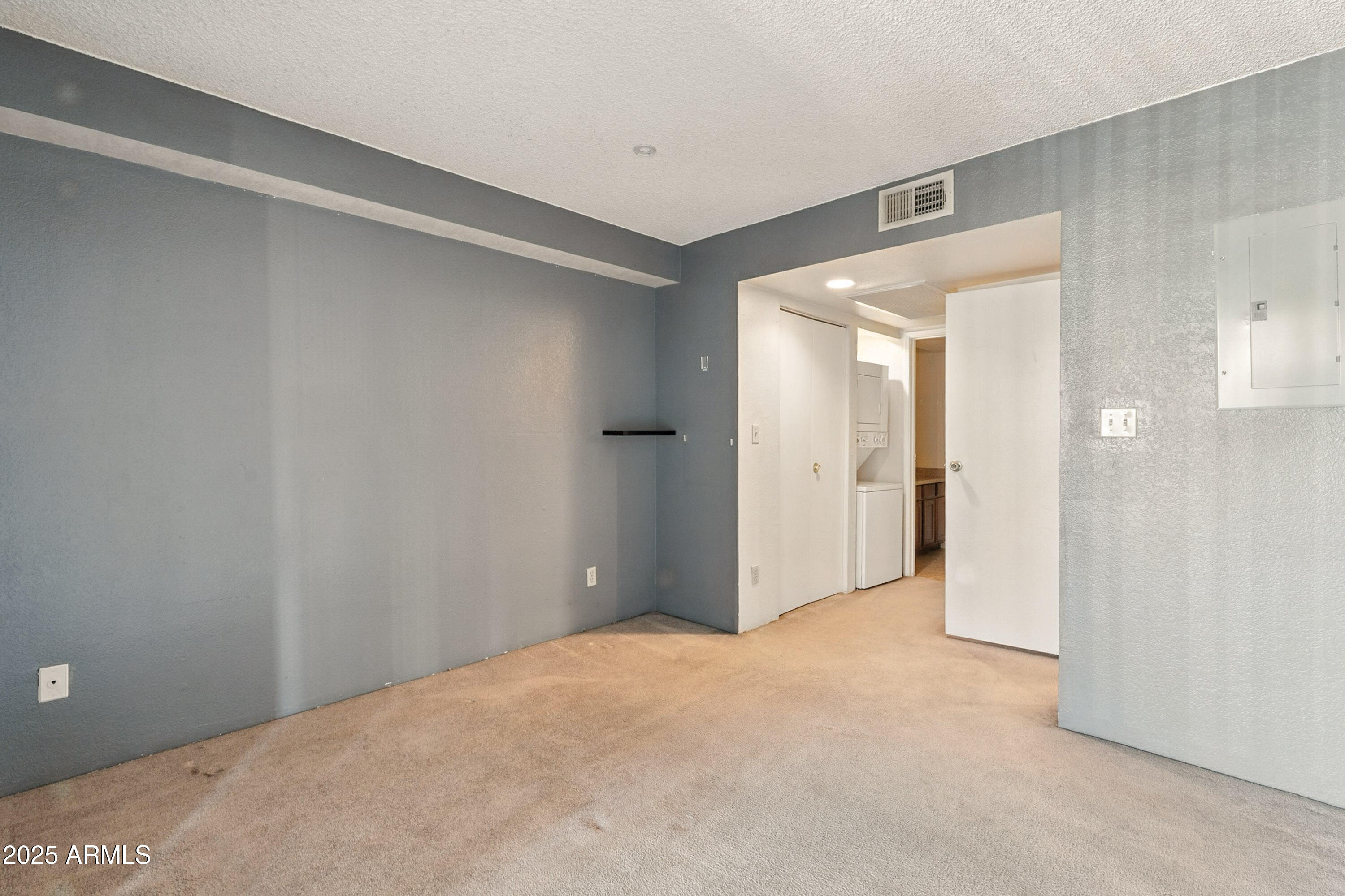 3601 West Tierra Buena Lane, Unit 112 Phoenix, AZ 85053 - Photo 14 of 23 27-print-Tierra-27