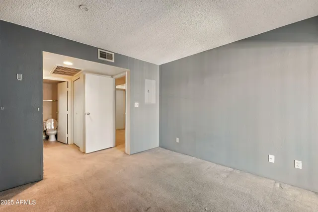 $895 | 3601 West Tierra Buena Lane, Unit 112, Phoenix, AZ 85053