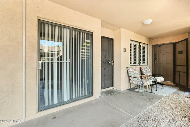 $895 | 3601 West Tierra Buena Lane, Unit 112, Phoenix, AZ 85053