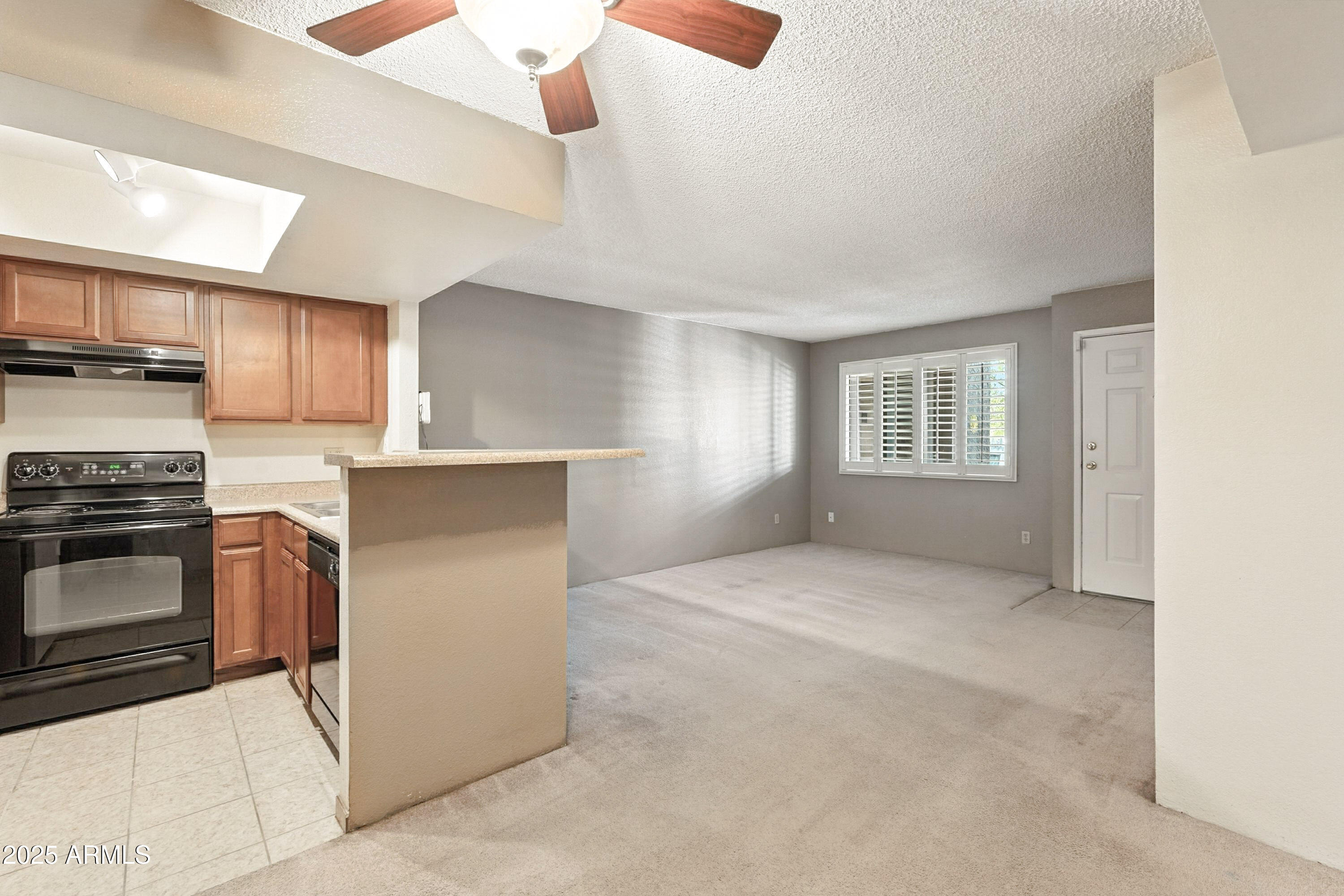 3601 West Tierra Buena Lane, Unit 112 Phoenix, AZ 85053 - Photo 9 of 23 15-print-Tierra-15