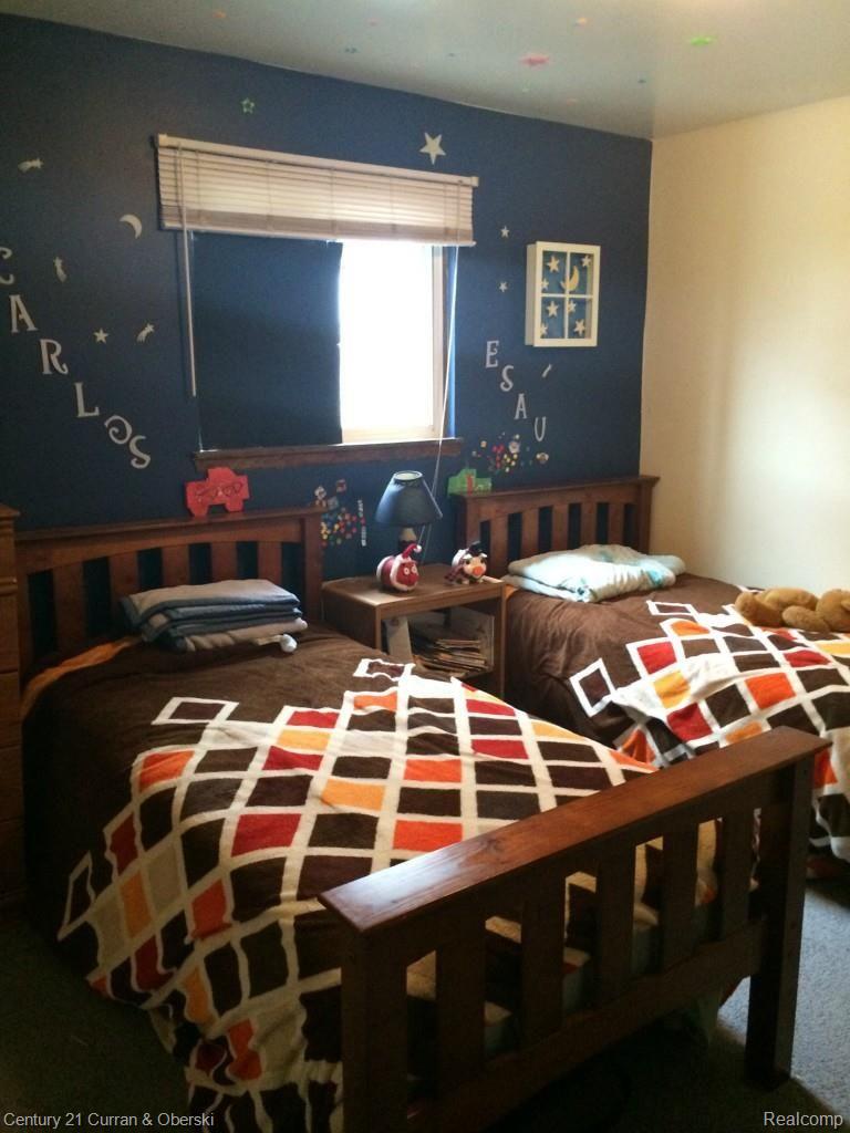 17723 Ruth Street Melvindale, MI 48122 - Photo 14 of 15 IMG_4960.jpg