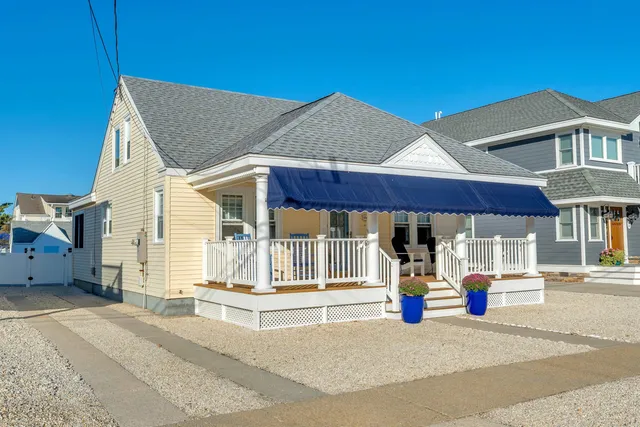 $3,300,000 | 154 98th Street, Stone Harbor, NJ 08247