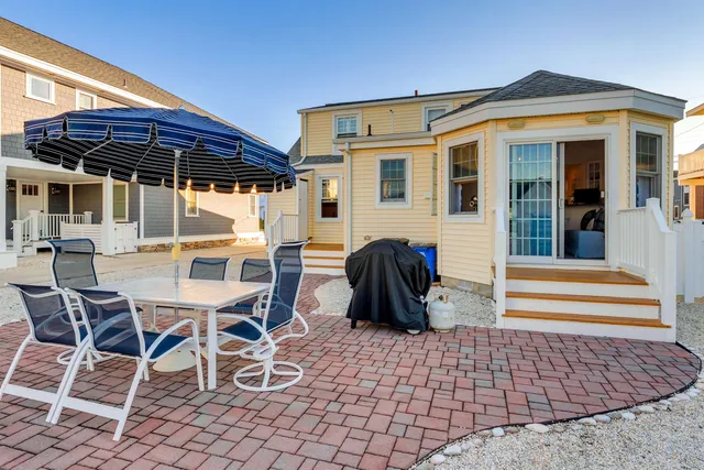 $3,300,000 | 154 98th Street, Stone Harbor, NJ 08247