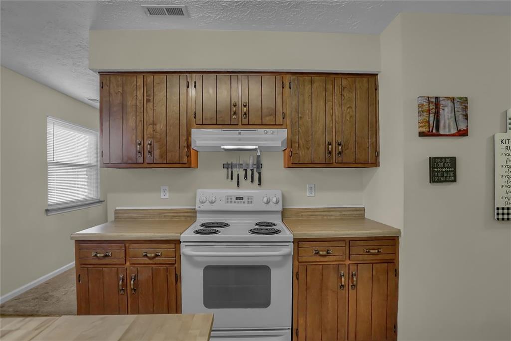 682 Boonesboro Road Greenwood, IN 46142 - Photo 17 of 46 Gallery Image 17