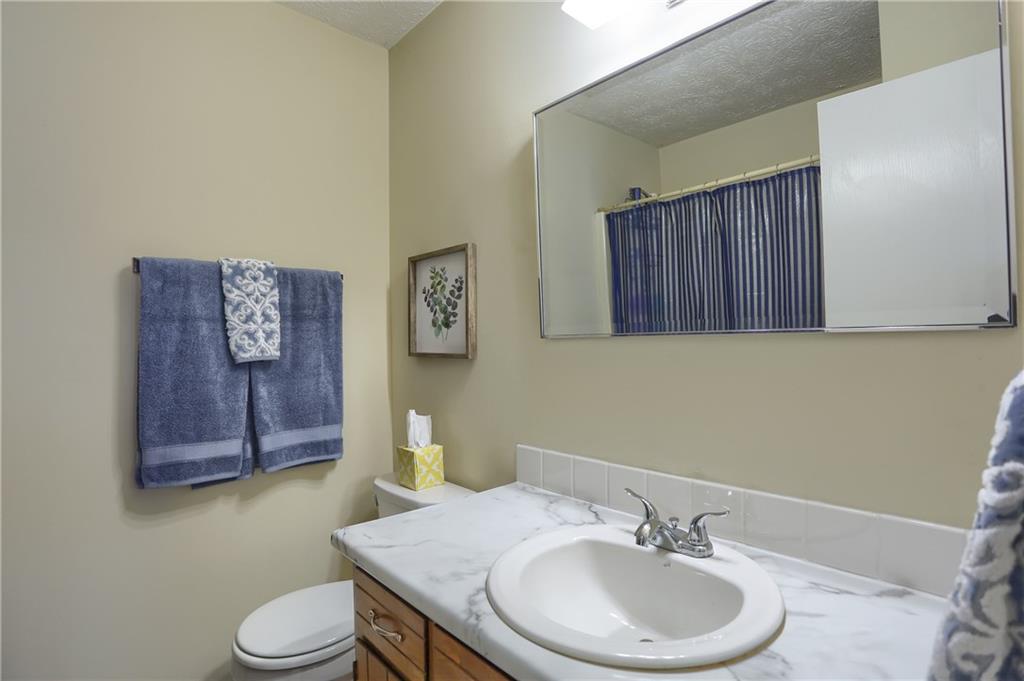 682 Boonesboro Road Greenwood, IN 46142 - Photo 19 of 46 Gallery Image 19