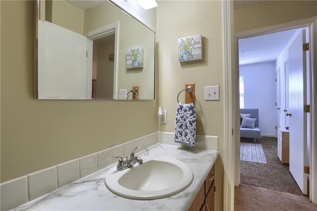 682 Boonesboro Road Greenwood, IN 46142 - Photo 20 of 46 Gallery Image 20