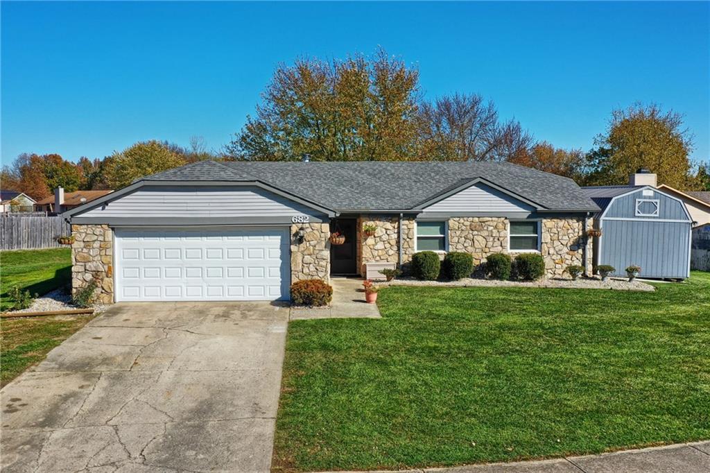682 Boonesboro Road Greenwood, IN 46142 - Photo 4 of 46 Gallery Image 4