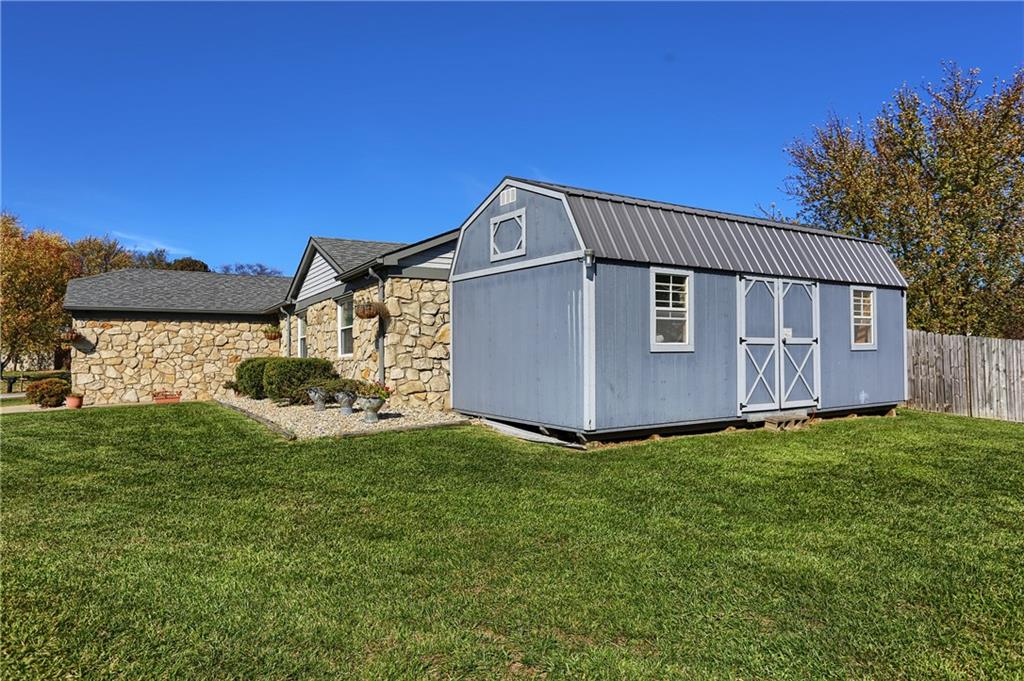 682 Boonesboro Road Greenwood, IN 46142 - Photo 36 of 46 Gallery Image 36