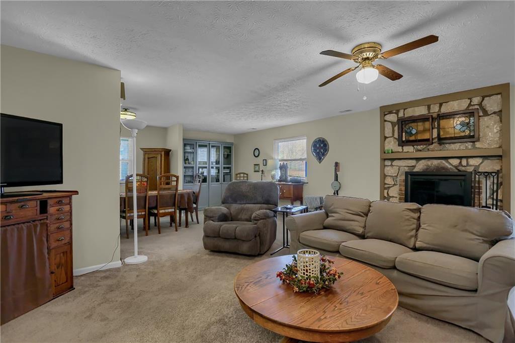 682 Boonesboro Road Greenwood, IN 46142 - Photo 8 of 46 Gallery Image 8