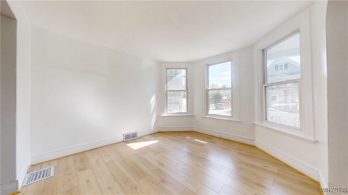 114 Spaulding Street Buffalo, NY 14220 - Photo 13 of 43