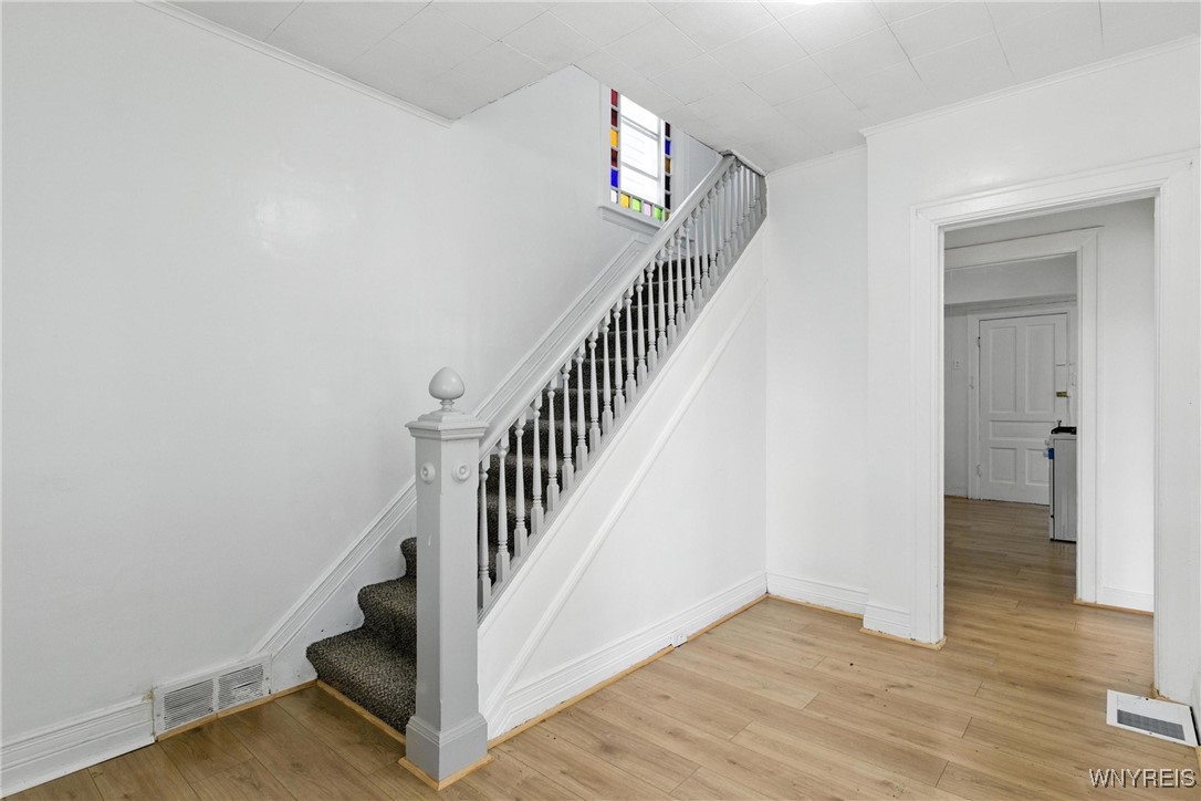 114 Spaulding Street Buffalo, NY 14220 - Photo 6 of 43