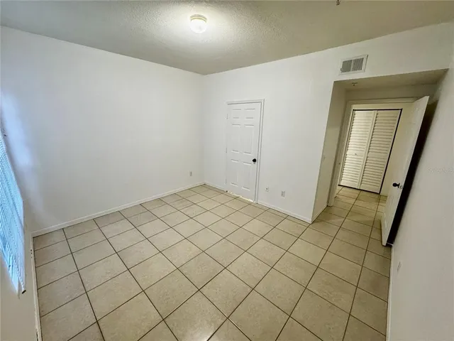 a view of a utility room