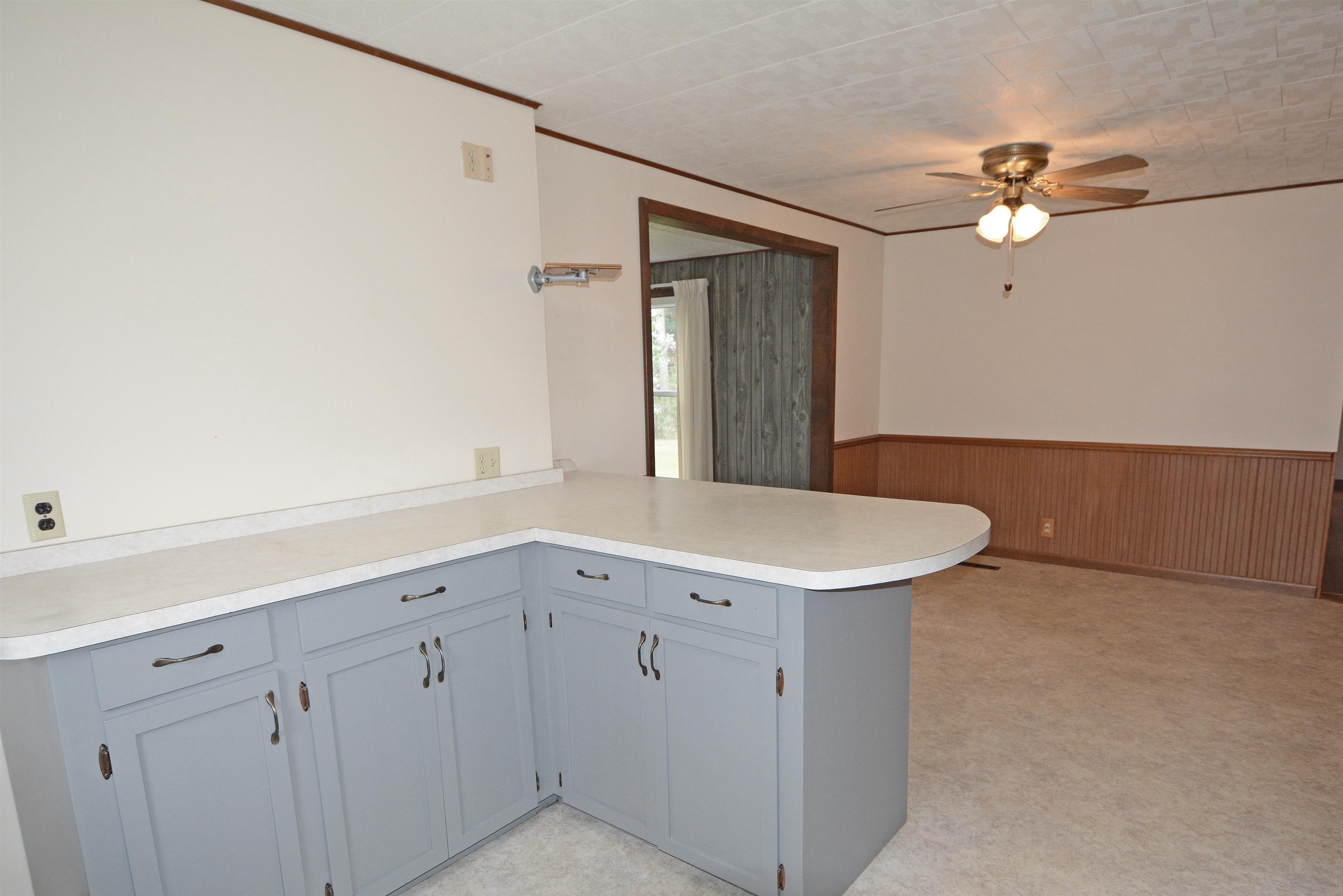 13296 Cinder Road Beulah, MI 49617 - Photo 14 of 49 1900353-13.JPG