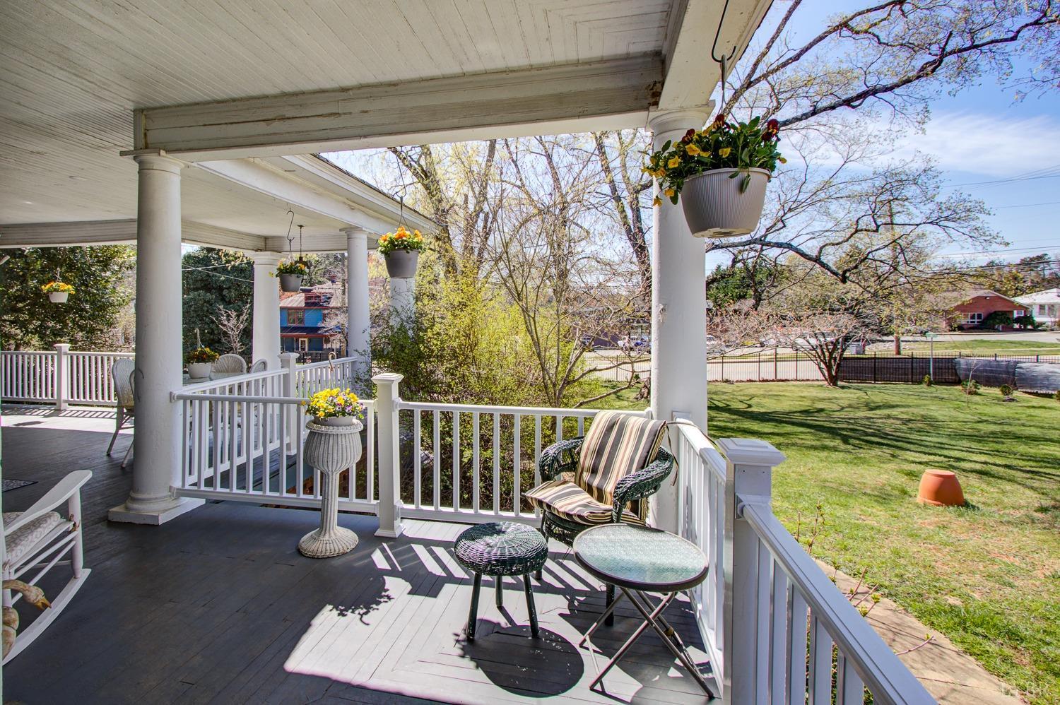 401 King Street Keysville, VA 23947 - Photo 5 of 60