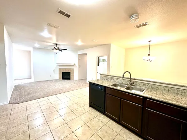 $1,395 | 3114 112th Street, Lubbock, TX 79423