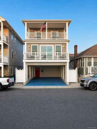$999,999 | 46 Wyoming Avenue, Long Beach, NY 11561