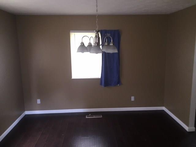 1060 Lisa Court Springfield, OH 45504 - Photo 7 of 8 Gallery Image 7