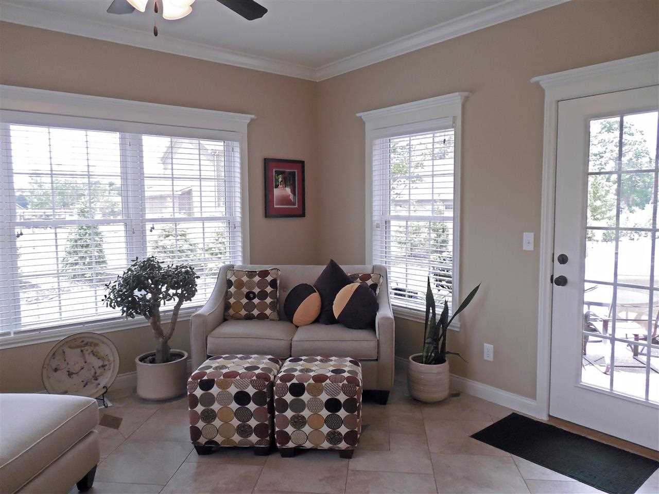 4278 Huntington Ridge Circle Newburgh, IN 47630 - Photo 12 of 30 Gallery Image 12