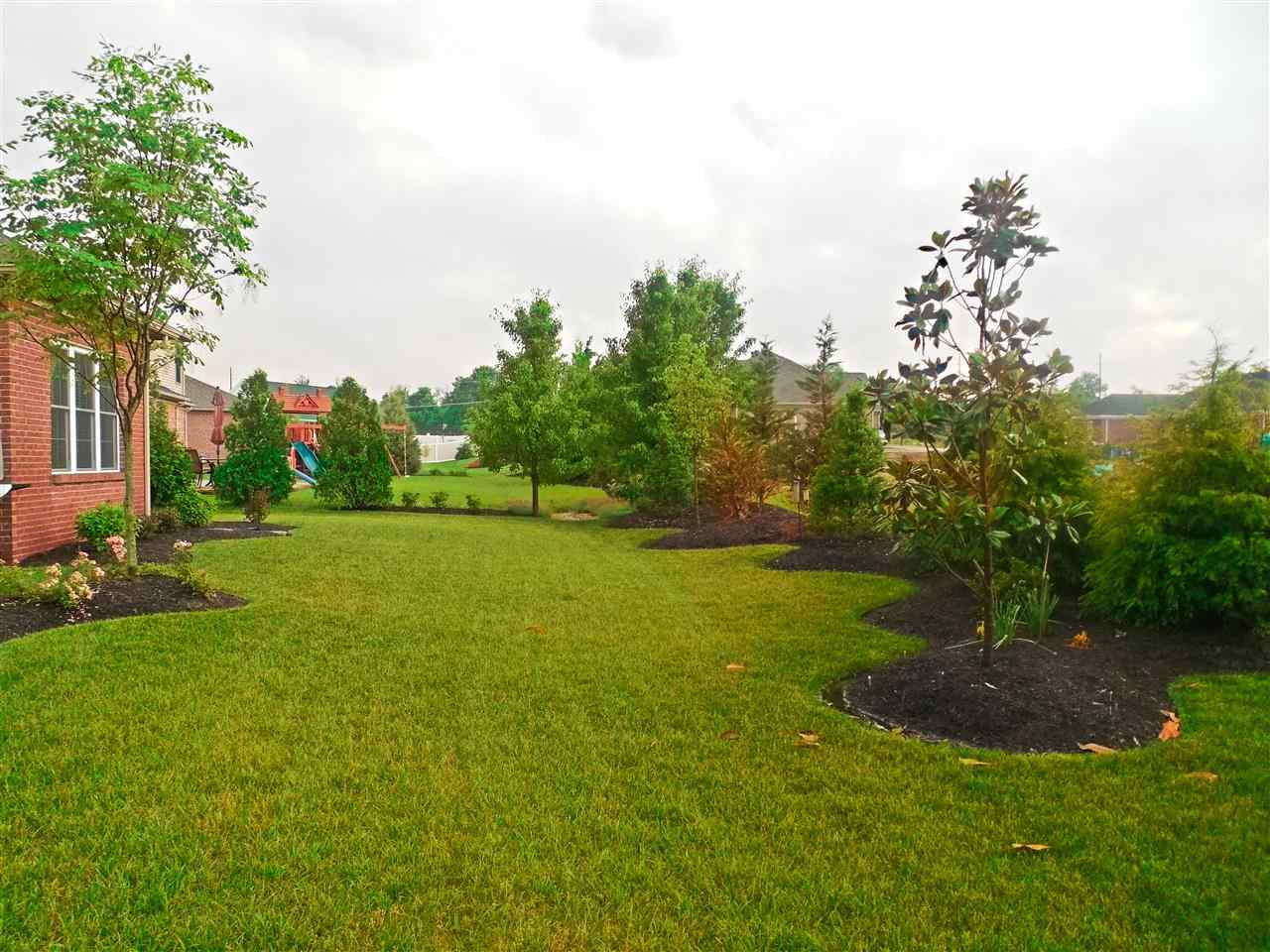 4278 Huntington Ridge Circle Newburgh, IN 47630 - Photo 13 of 30 Gallery Image 13