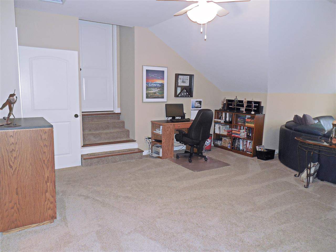 4278 Huntington Ridge Circle Newburgh, IN 47630 - Photo 26 of 30 Gallery Image 26