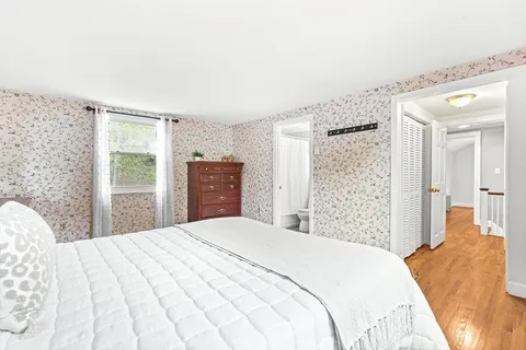 $1,350,000 | 6 Marchant Road, Winchester, MA 01890