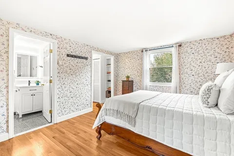 $1,350,000 | 6 Marchant Road, Winchester, MA 01890